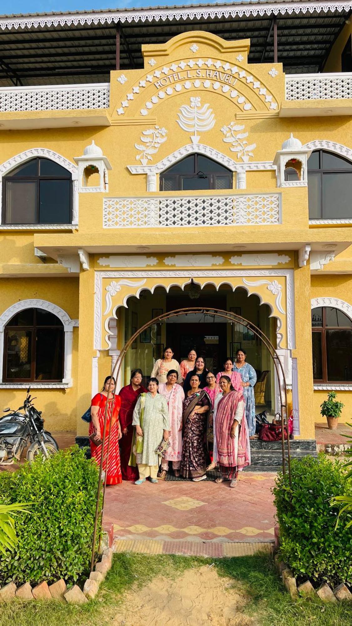 L S Haveli Hotel Pushkar Exterior photo